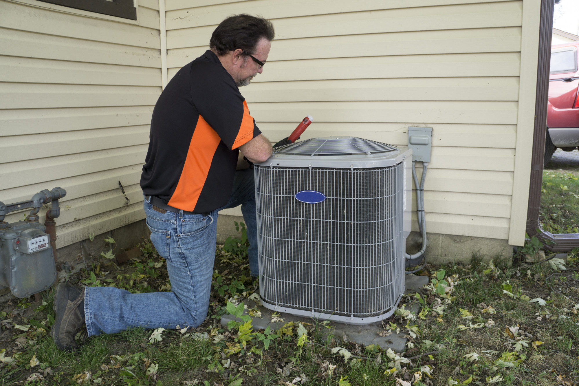 5 Major Signs That You Need Emergency HVAC Maintenance